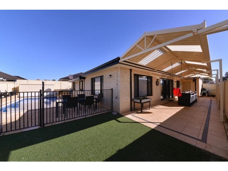 54 Yandella Promenade, Tapping WA 6065