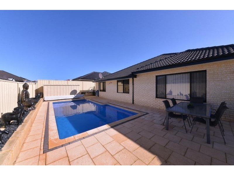 54 Yandella Promenade, Tapping WA 6065