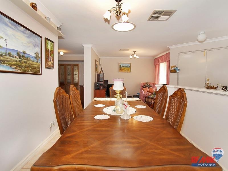 7 Glasgow Court, Kinross WA 6028