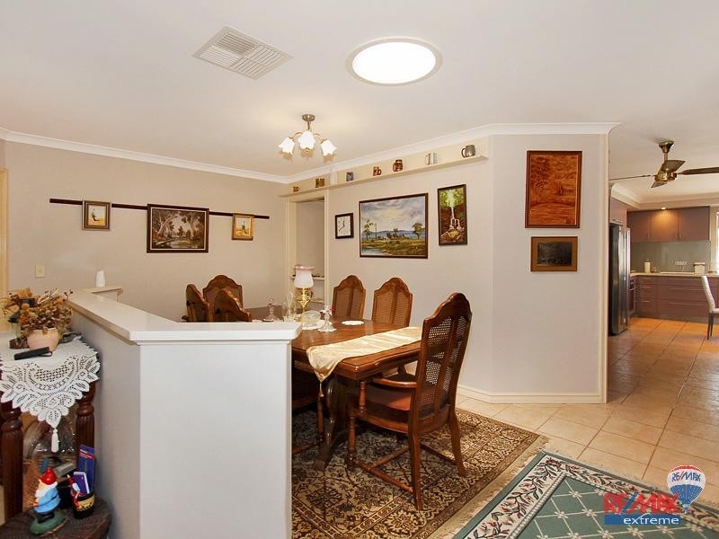 7 Glasgow Court, Kinross WA 6028