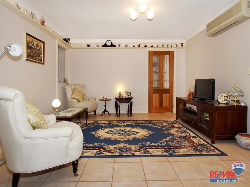 7 Glasgow Court, Kinross WA 6028