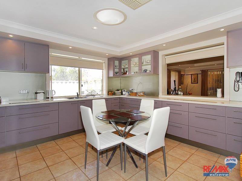 7 Glasgow Court, Kinross WA 6028