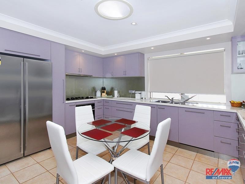 7 Glasgow Court, Kinross WA 6028