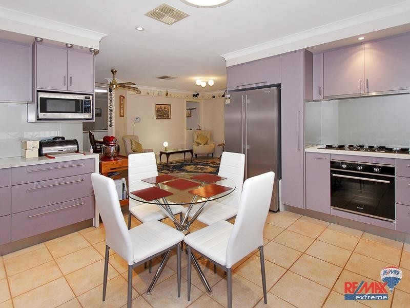 7 Glasgow Court, Kinross WA 6028