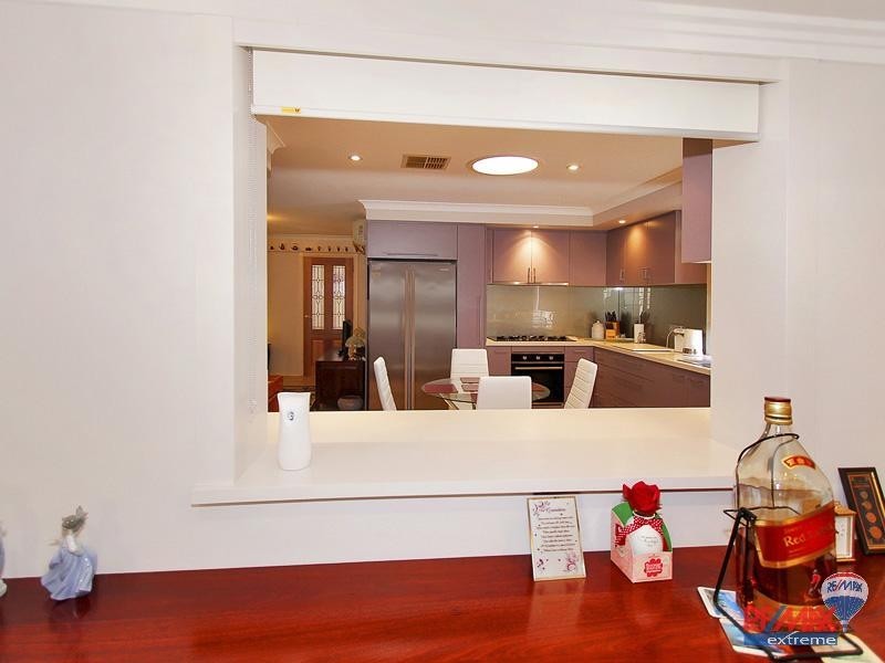 7 Glasgow Court, Kinross WA 6028