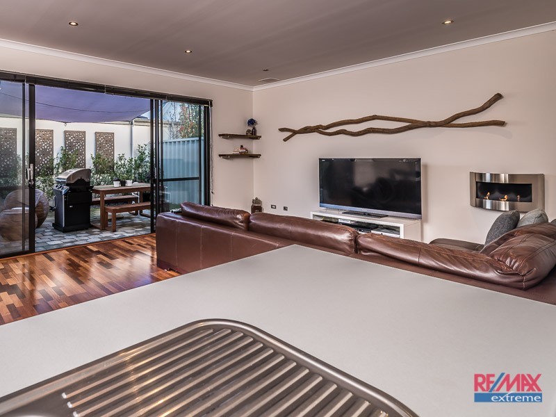 11 Ardara Bend, Butler WA 6036