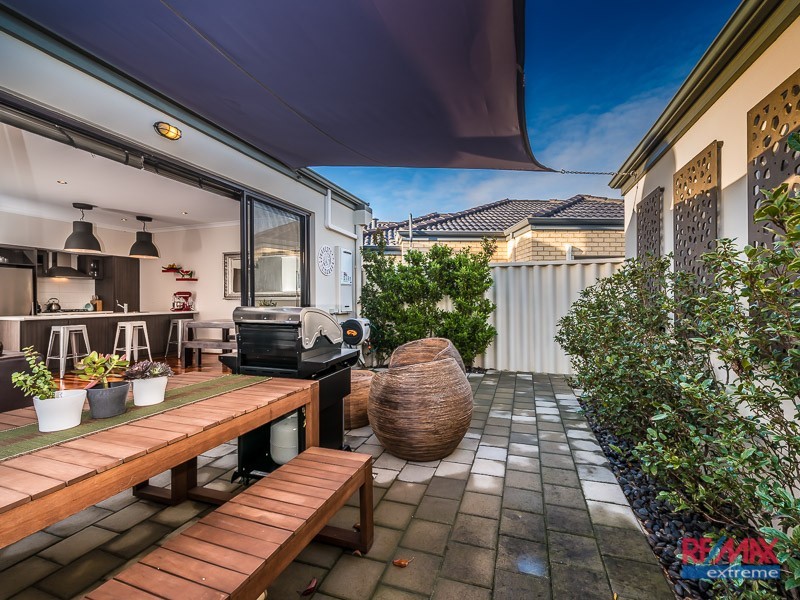 11 Ardara Bend, Butler WA 6036