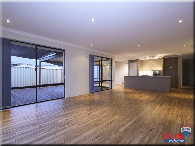 10 Loyola Green, Butler WA 6036