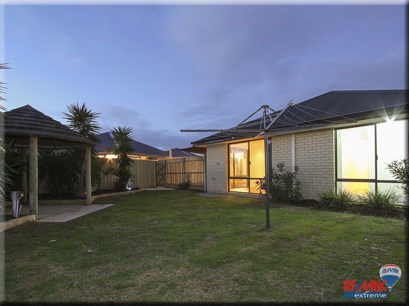 10 Loyola Green, Butler WA 6036