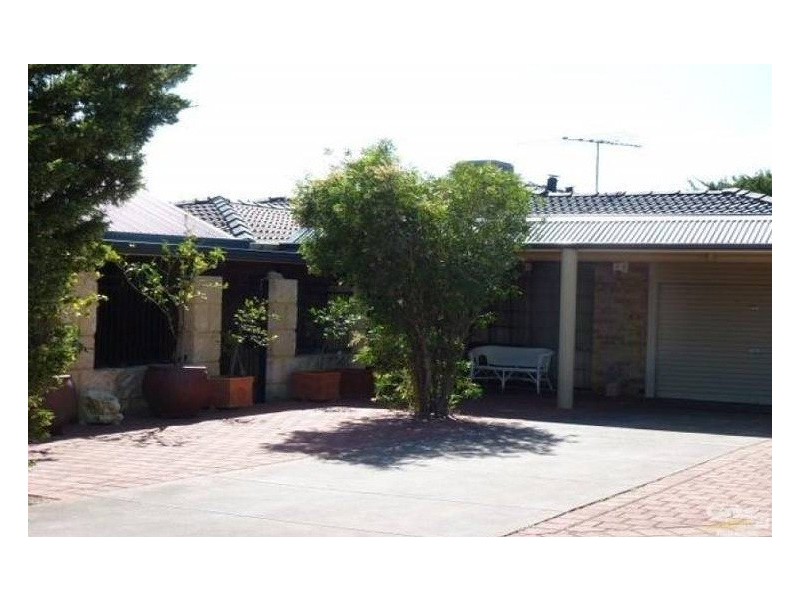 8 Pageant Loop, Heathridge WA 6027