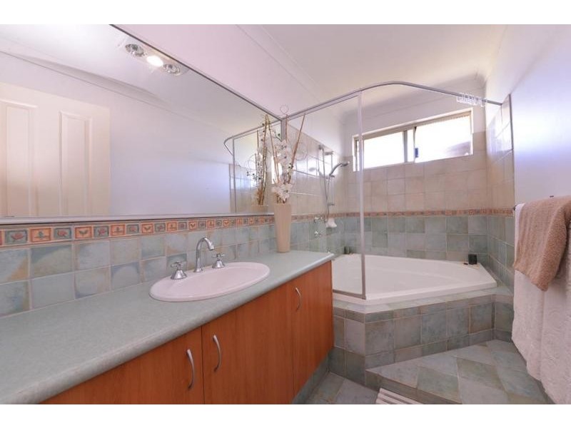 53 Brightlands Circuit, Carramar WA 6031