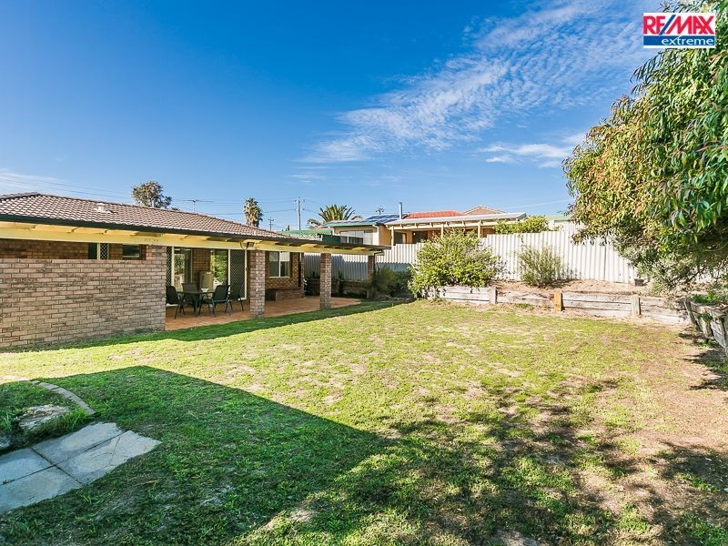 8 Roamer Street, Heathridge WA 6027