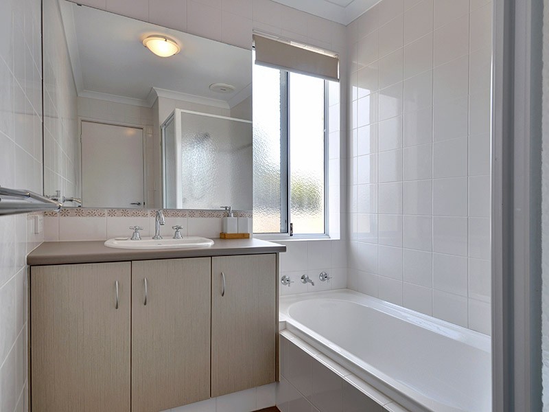 3 Verteramo Way, Hocking WA 6065