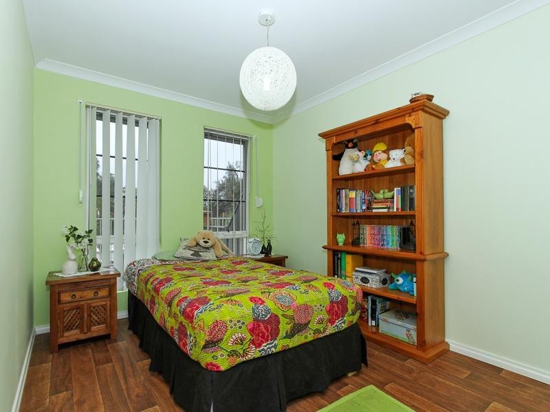 43 Sessilis Road, Banksia Grove WA 6031