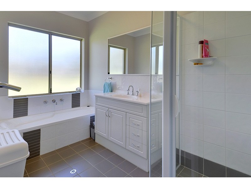 69 Hancock Place, Gingin WA 6503