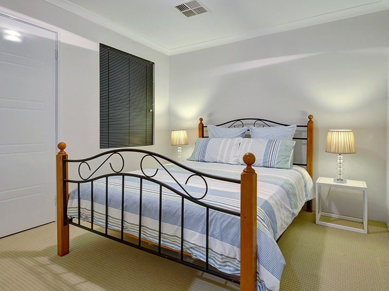 22 Hopewell Pass, Carramar WA 6031