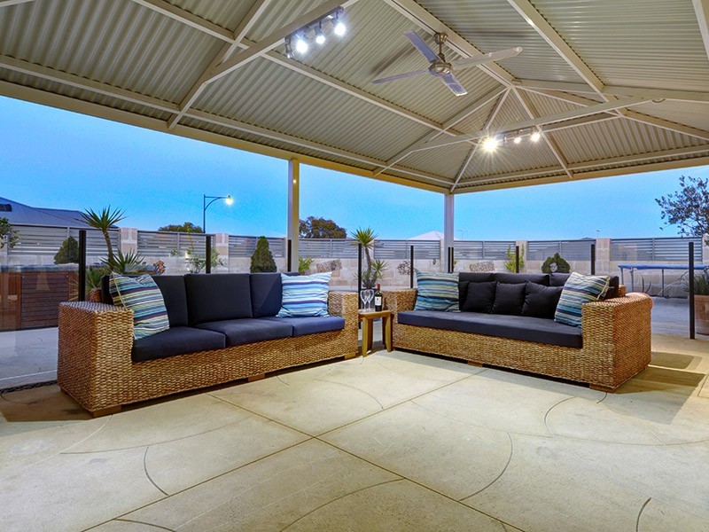 22 Hopewell Pass, Carramar WA 6031