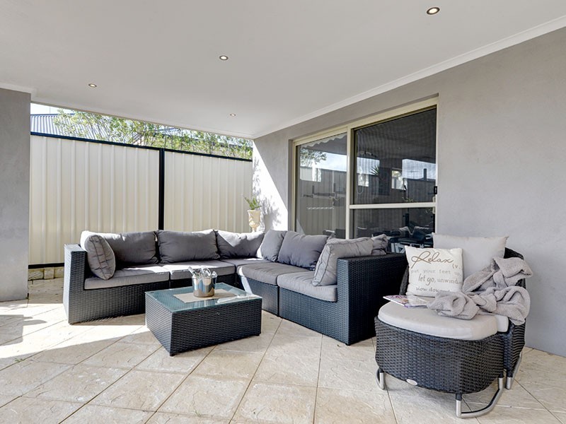 32 Kippilaw Loop, Carramar WA 6031