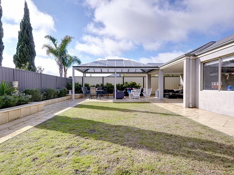32 Kippilaw Loop, Carramar WA 6031