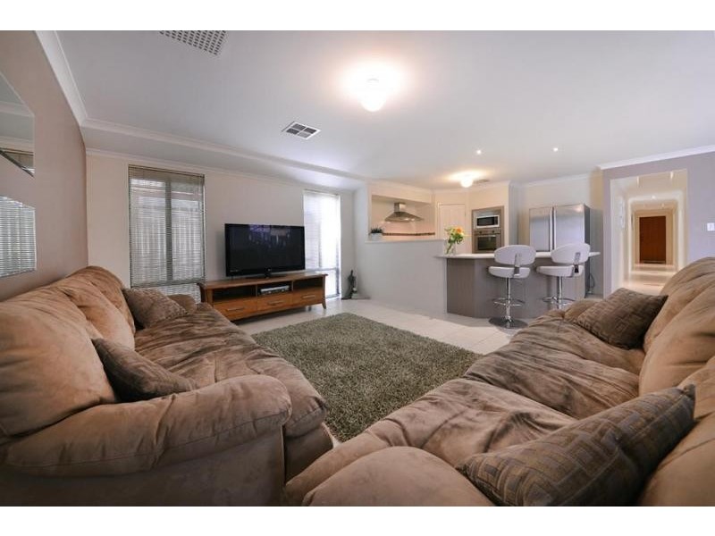 3 Provost Way, Tapping WA 6065