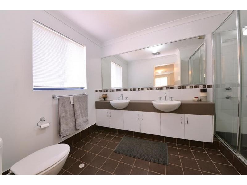 3 Provost Way, Tapping WA 6065