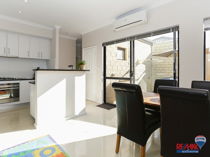 3/24 Santa Rosalia Vista, Sinagra WA 6065