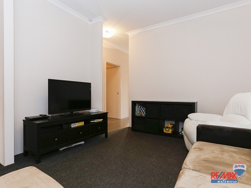 30 Sawtooth Bend, Banksia Grove WA 6031