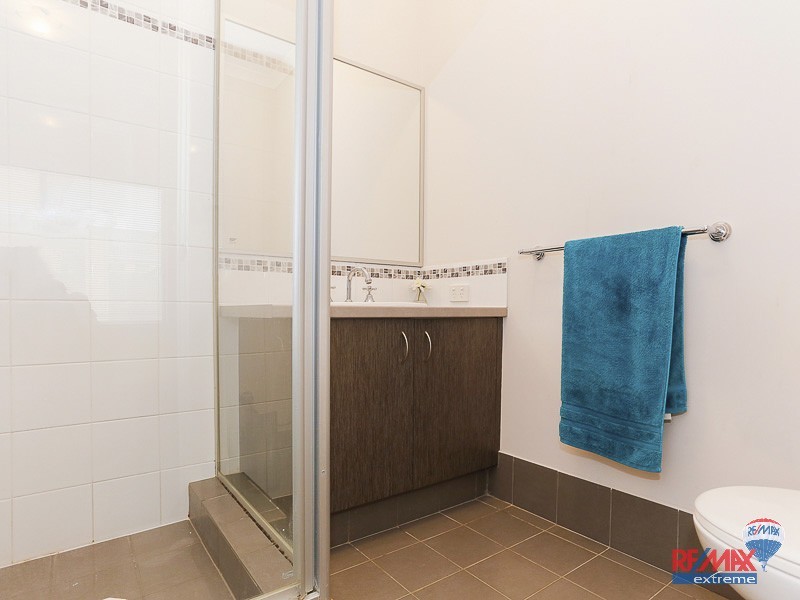 30 Sawtooth Bend, Banksia Grove WA 6031