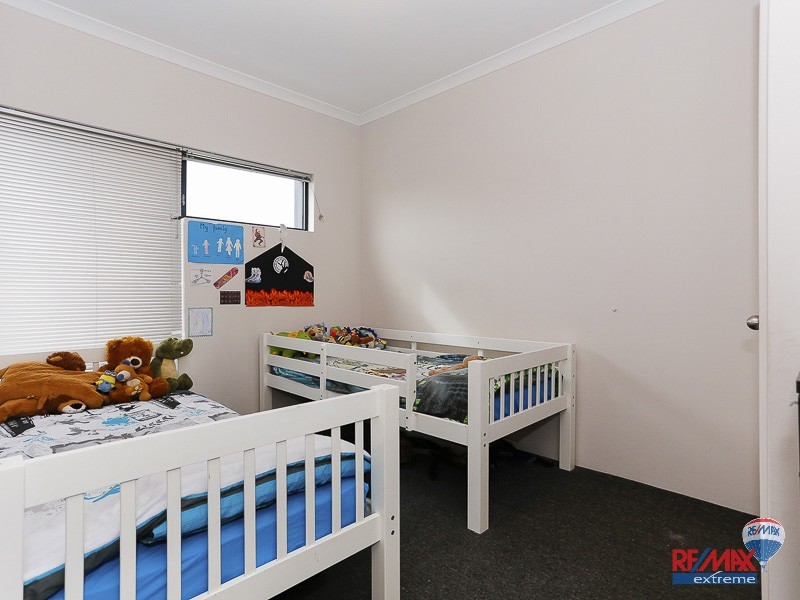 30 Sawtooth Bend, Banksia Grove WA 6031