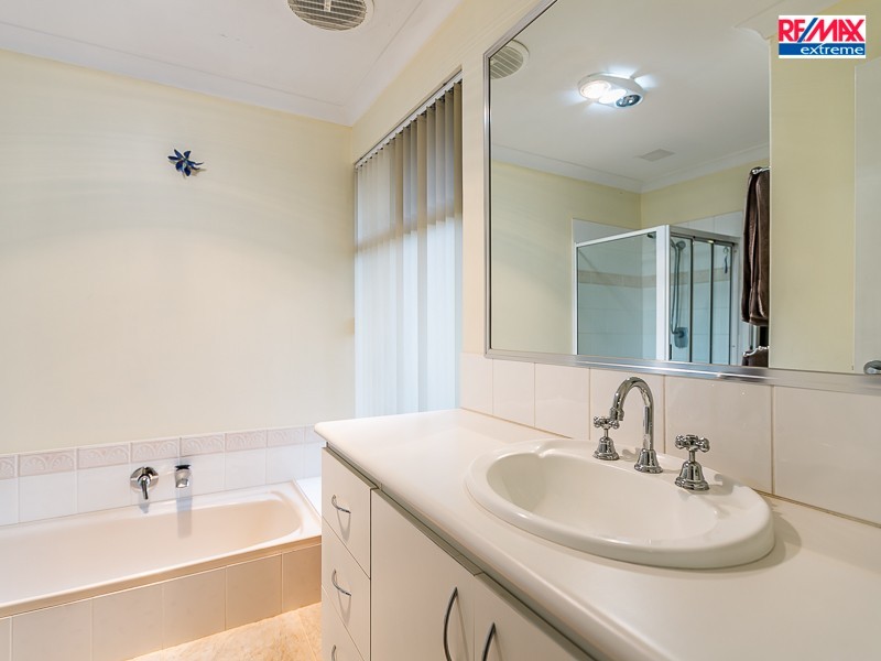 25 Templemore Drive, Heathridge WA 6027