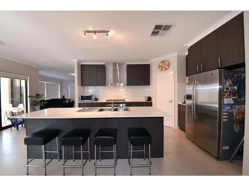 10 Sanmaria Way, Alkimos WA 6038