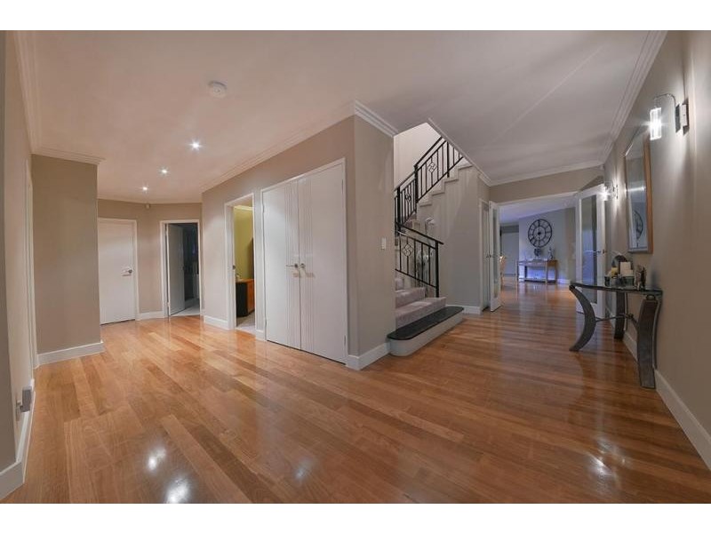 65 Nankeen Circle, Tapping WA 6065