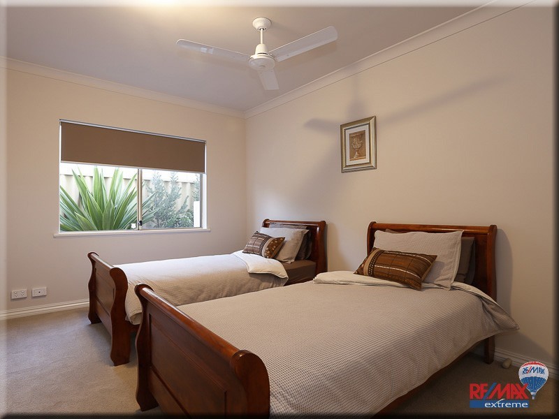 14 Teraglin Vista, Yanchep WA 6035