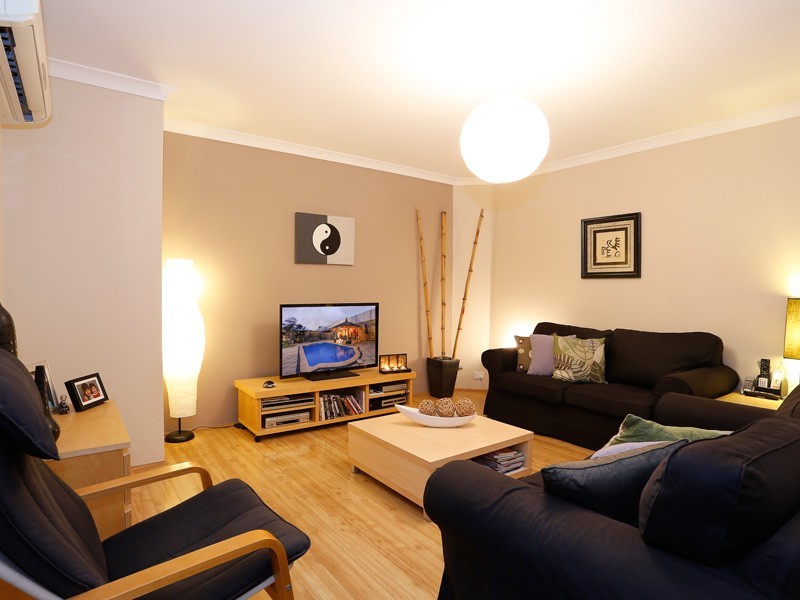 24 Gilbank Crescent, Kinross WA 6028