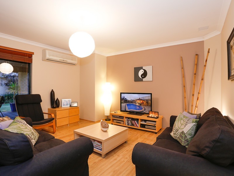 24 Gilbank Crescent, Kinross WA 6028