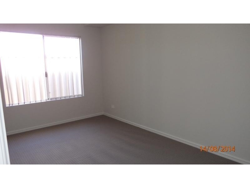 12 Altrincham Grove, Butler WA 6036