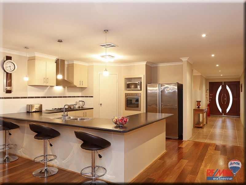 5 Helmsdale Loop, Butler WA 6036