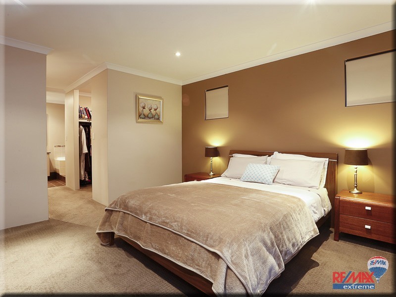 5 Helmsdale Loop, Butler WA 6036