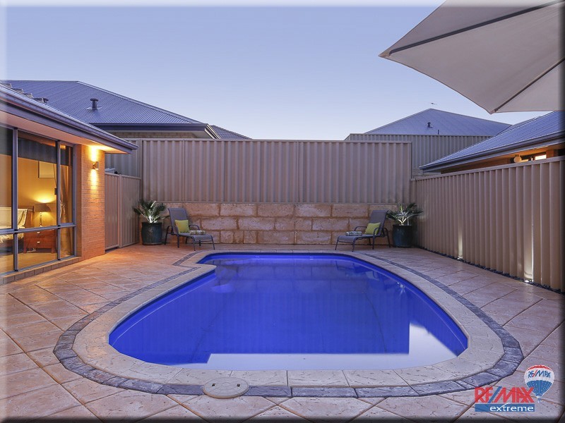 5 Helmsdale Loop, Butler WA 6036