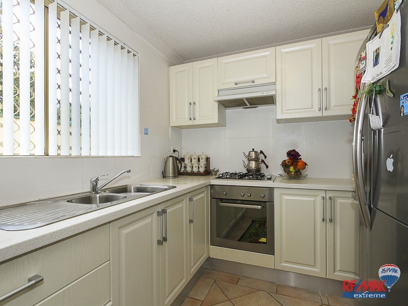 2/397 Light Street, Dianella WA 6059