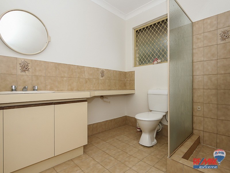 2/397 Light Street, Dianella WA 6059