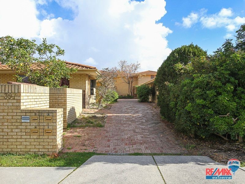 2/397 Light Street, Dianella WA 6059