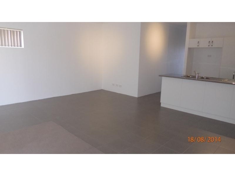 215 Camborne Parkway, Butler WA 6036