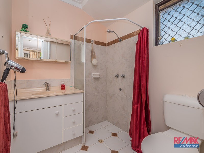 39 Lakevalley Drive, Edgewater WA 6027