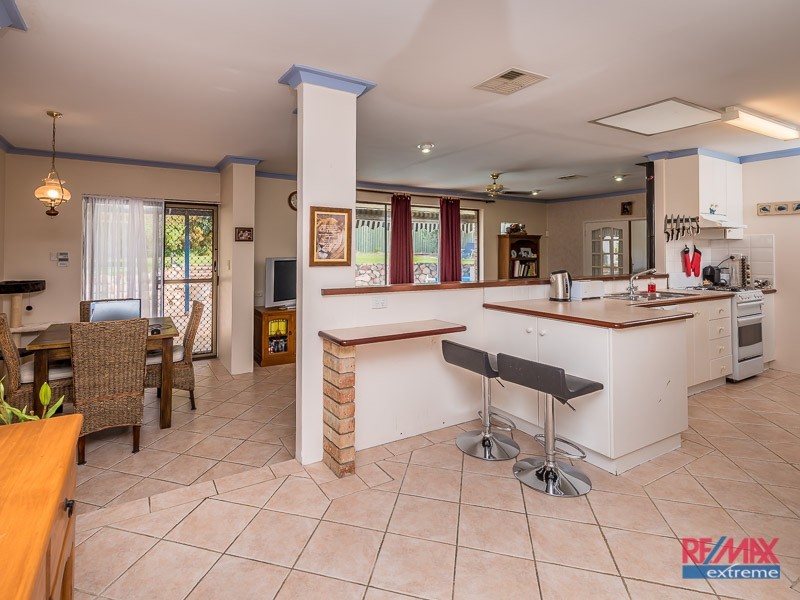 39 Lakevalley Drive, Edgewater WA 6027