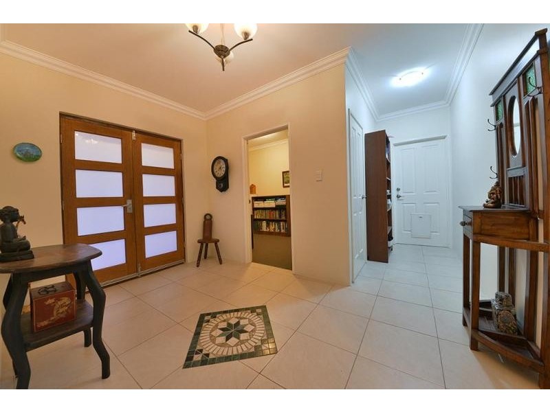 26 Gilbreth Bend, Tapping WA 6065