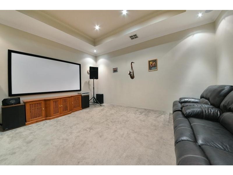 26 Gilbreth Bend, Tapping WA 6065