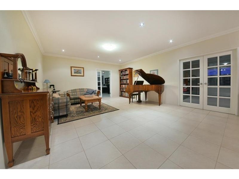 26 Gilbreth Bend, Tapping WA 6065