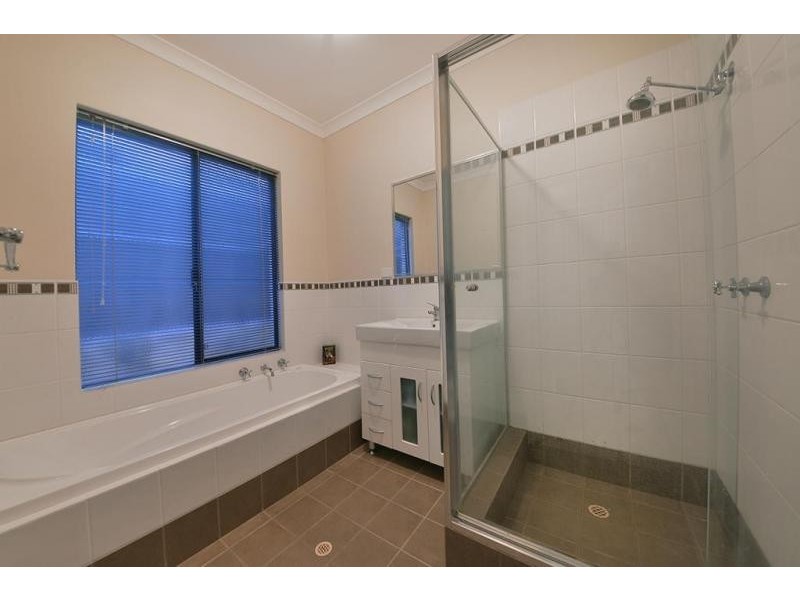 26 Gilbreth Bend, Tapping WA 6065