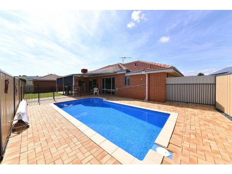 2 Lyssos Way, Tapping WA 6065